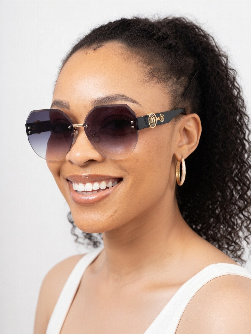 Chic Women’s UV400 Sunglasses – Fashion Meets Protection
