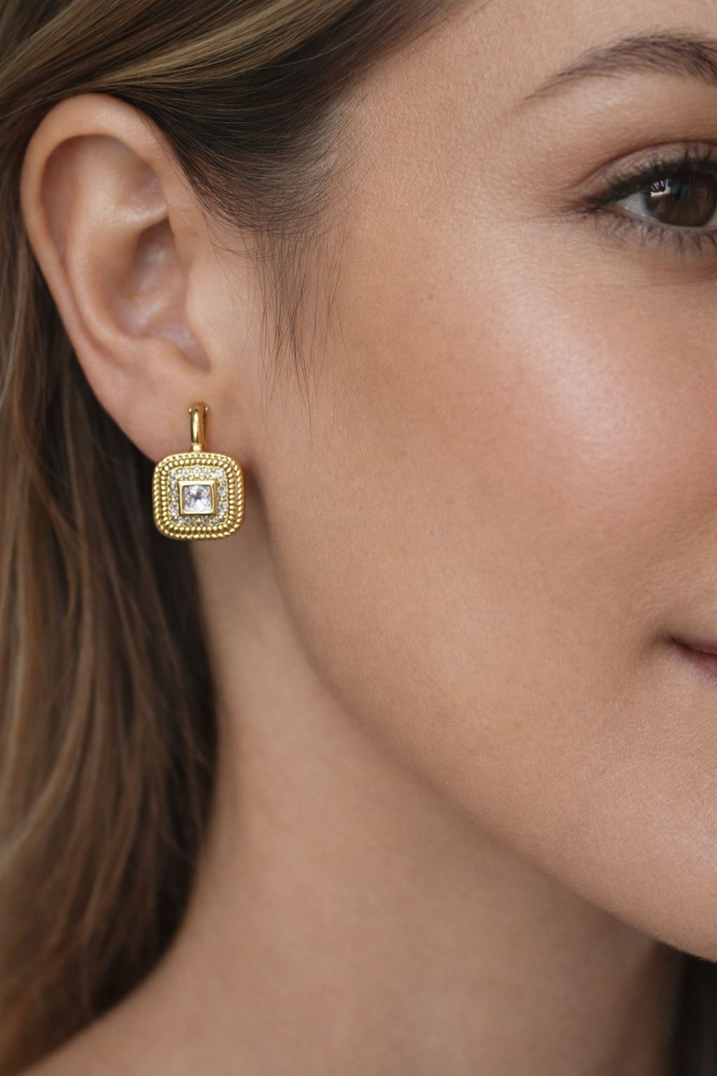 JEZF 14298 - 1.61 Xuping Gold Ear Rings – Sparkling Crystal