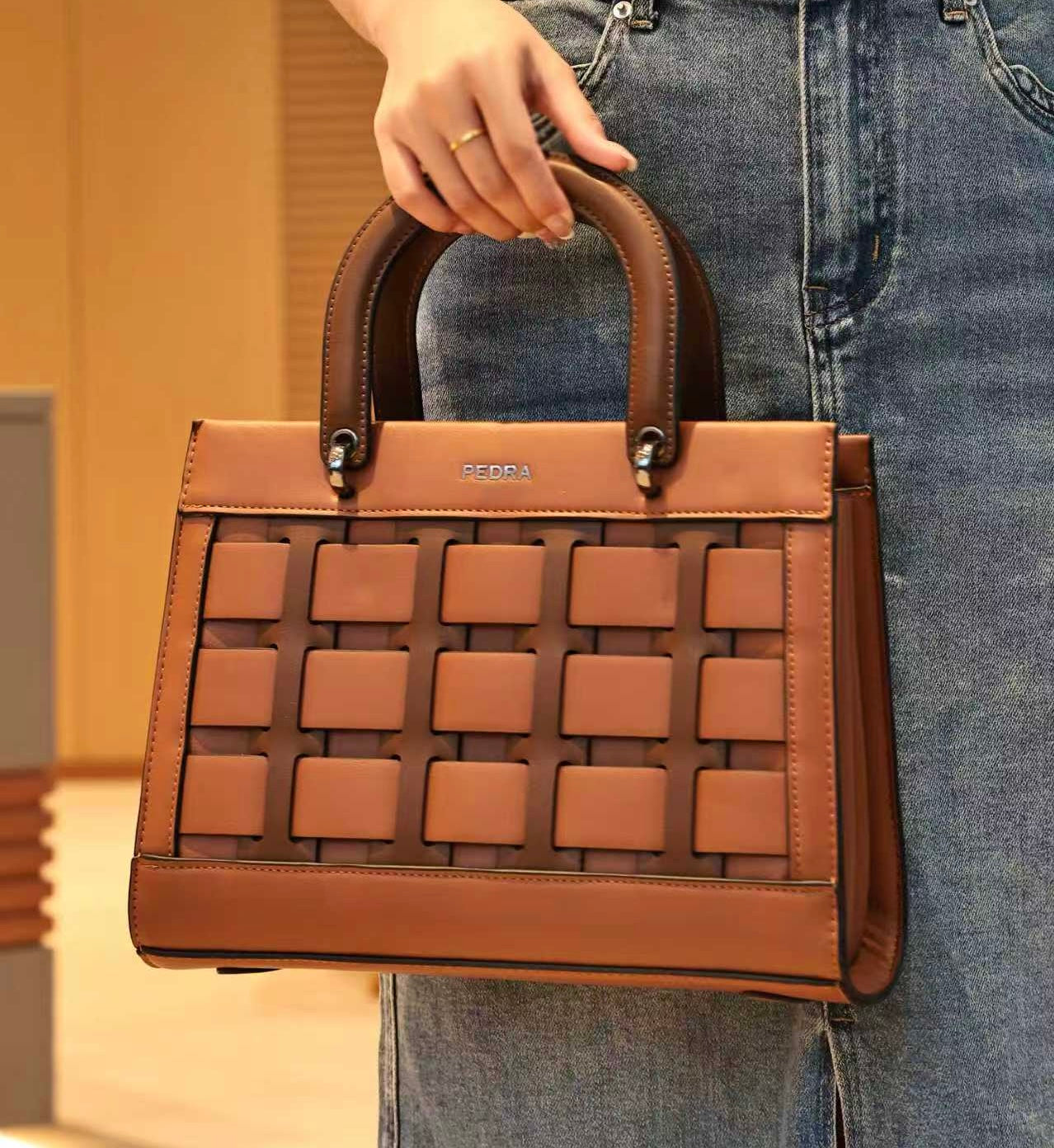 56220- Genuine Leather Box Shape Bag