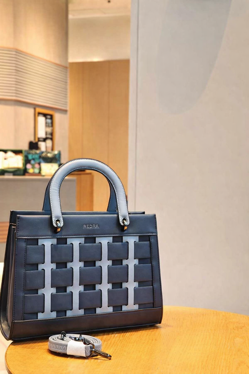 56220- Genuine Leather Box Shape Bag