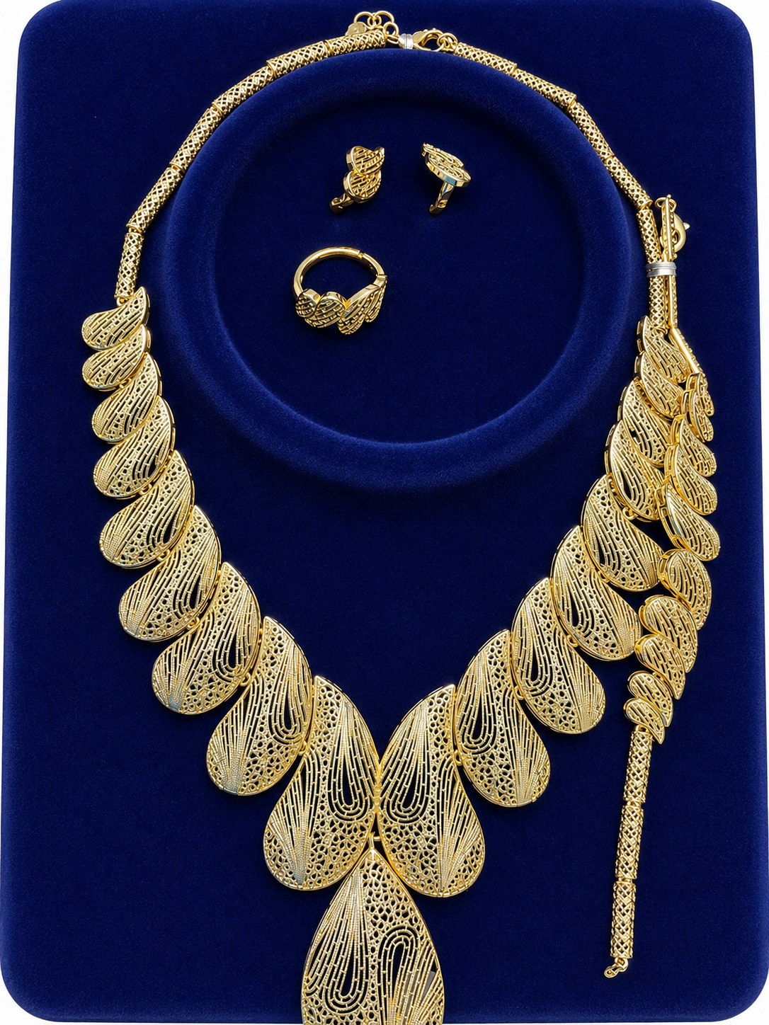 Golden Filigree Luxury Jewelry Set