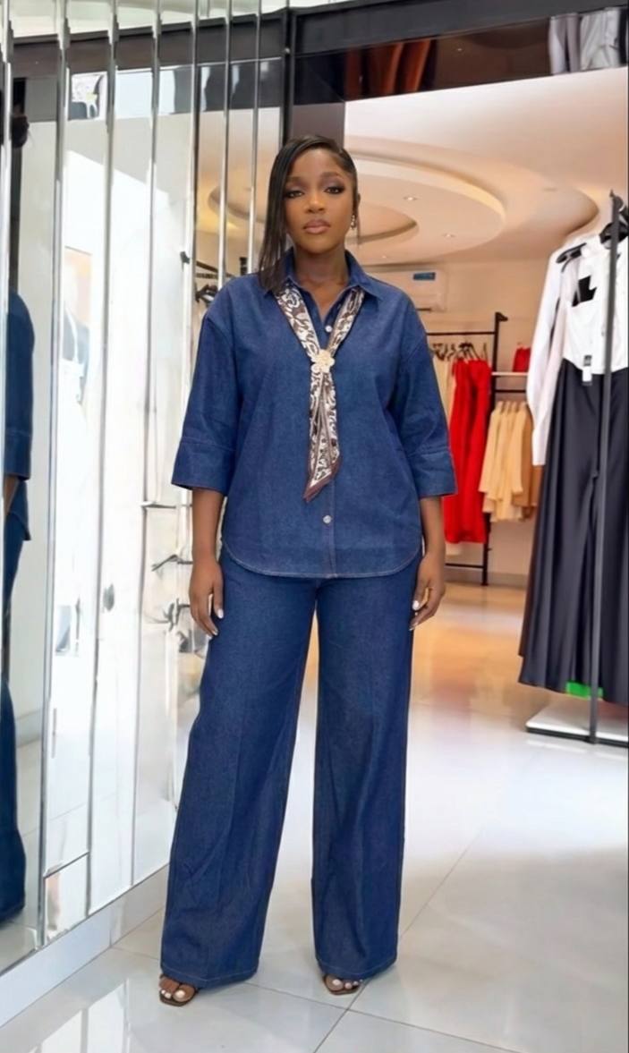 Classic Denim Two-Piece Set – Relaxed Chic Fit