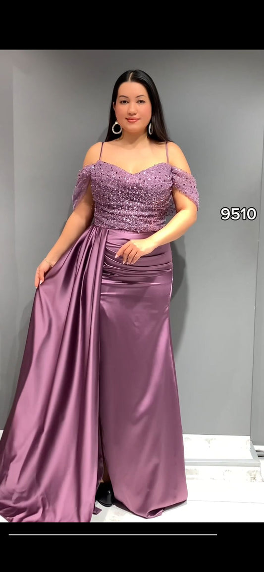 Evening Dinner Dress – Elegant & Timeless