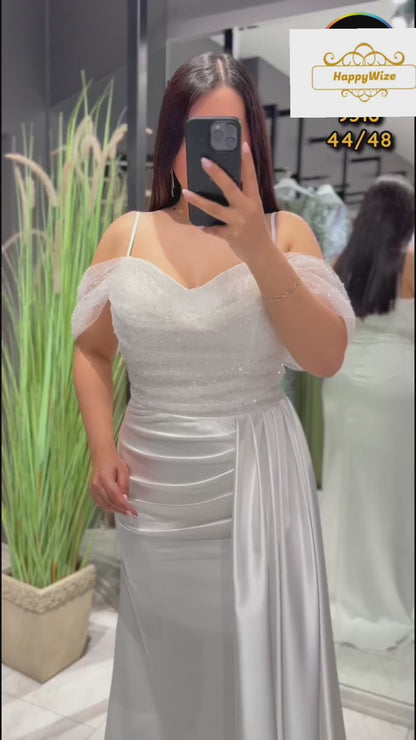 Evening Dinner Dress – Elegant & Timeless